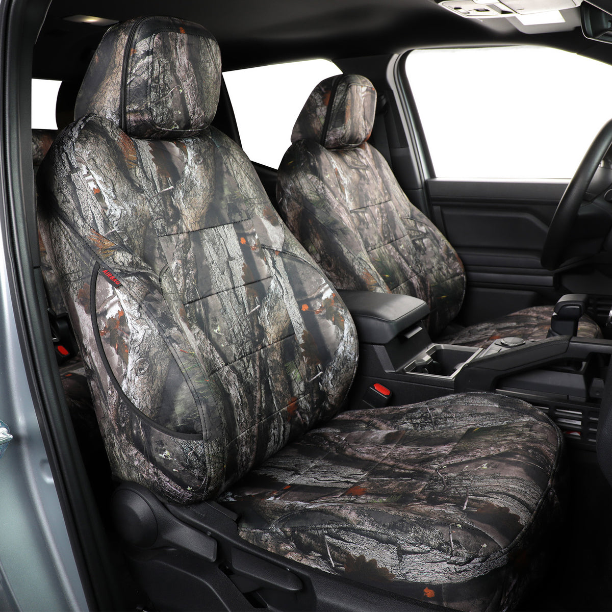 Camouflage-patterned car seat covers inside a vehicle - Neoprene - Camo Jungle